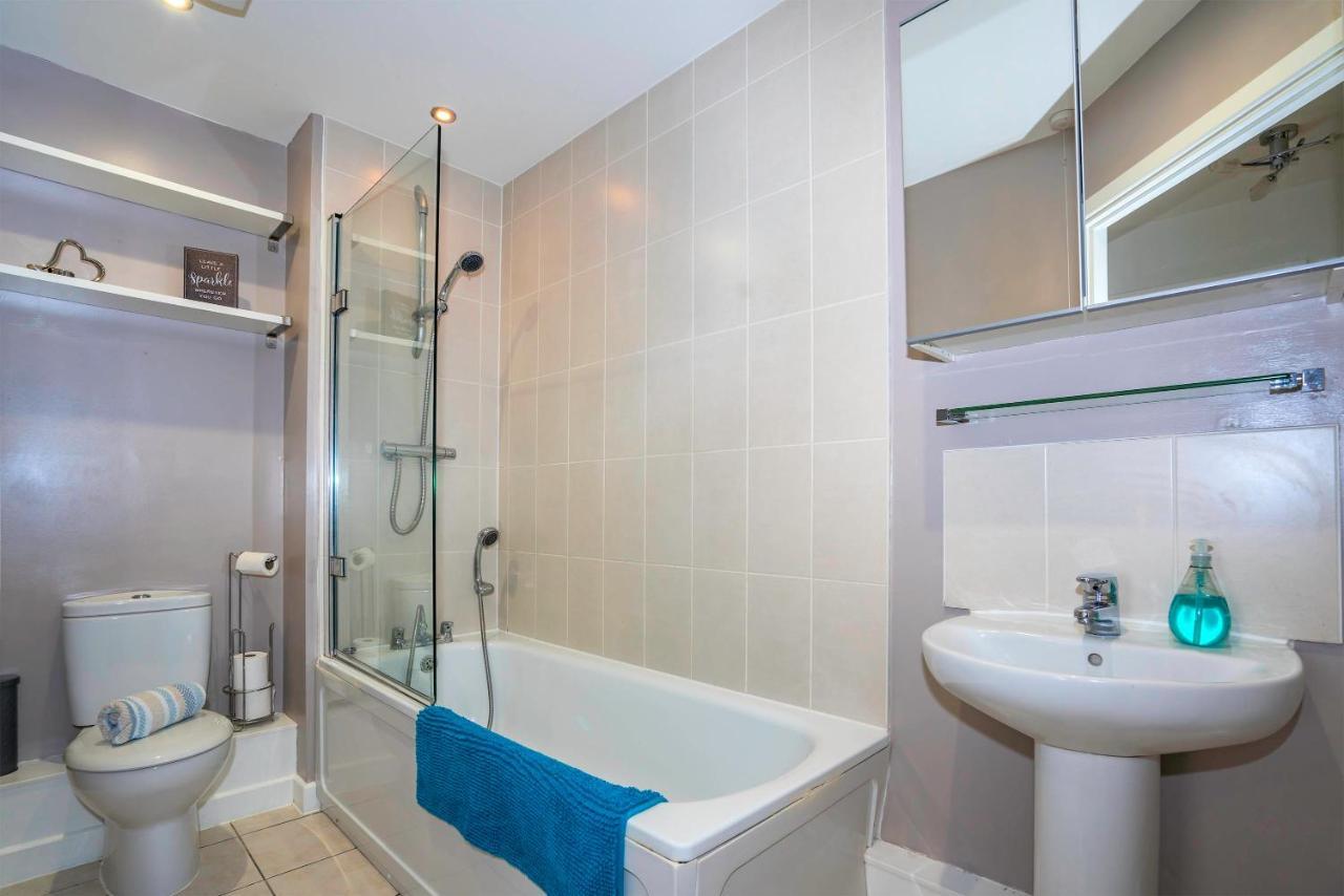 The Augustine - Modern Two Bed Ground Floor Apartment With Parking Canterbury Exteriör bild