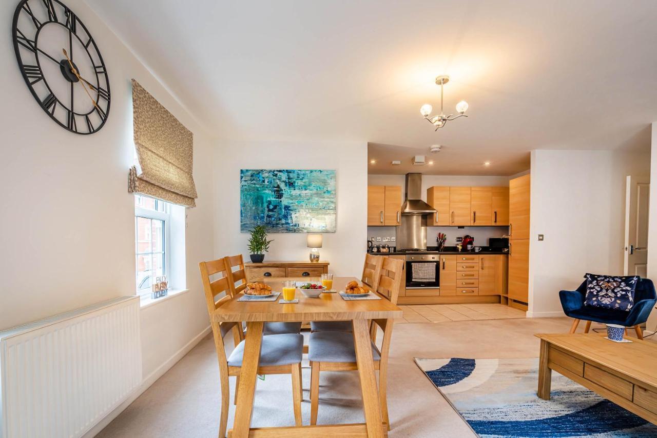 The Augustine - Modern Two Bed Ground Floor Apartment With Parking Canterbury Exteriör bild