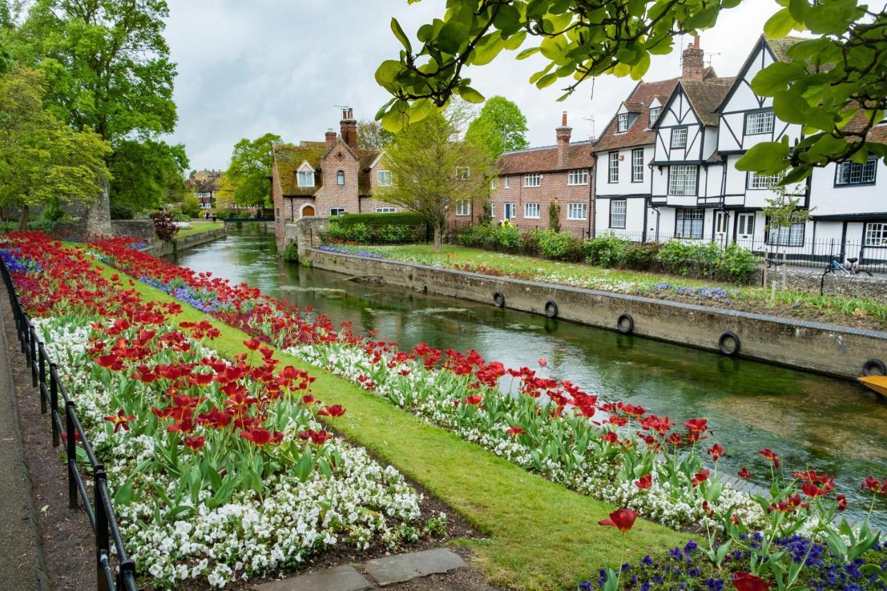 The Augustine - Modern Two Bed Ground Floor Apartment With Parking Canterbury Exteriör bild