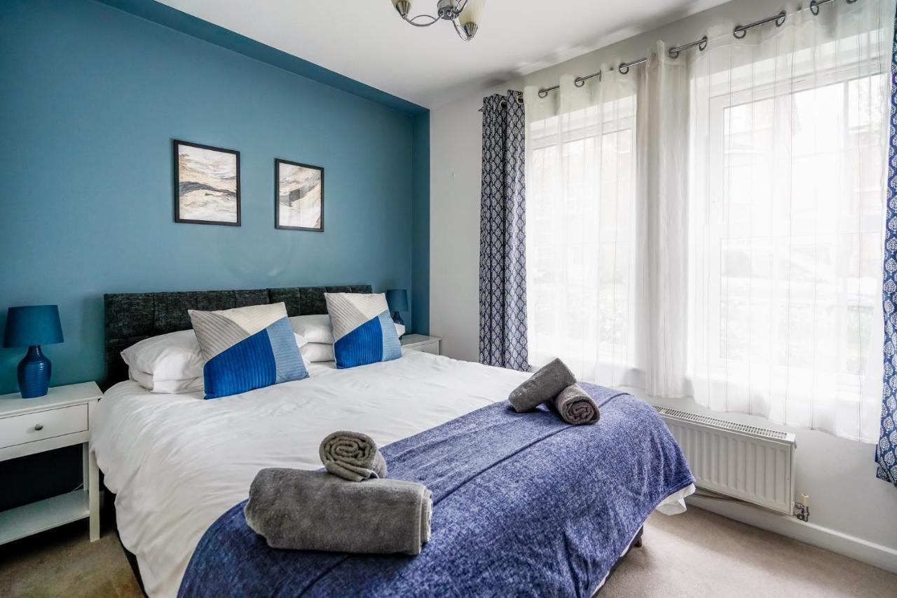 The Augustine - Modern Two Bed Ground Floor Apartment With Parking Canterbury Exteriör bild