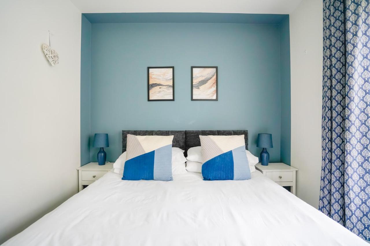 The Augustine - Modern Two Bed Ground Floor Apartment With Parking Canterbury Exteriör bild